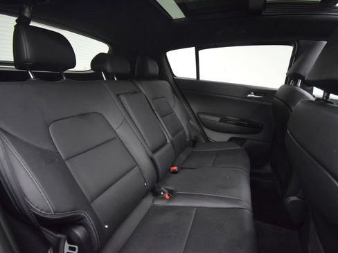 Used 2020 Kia Sportage S w/ S Premium Package AWD/4WD image 25