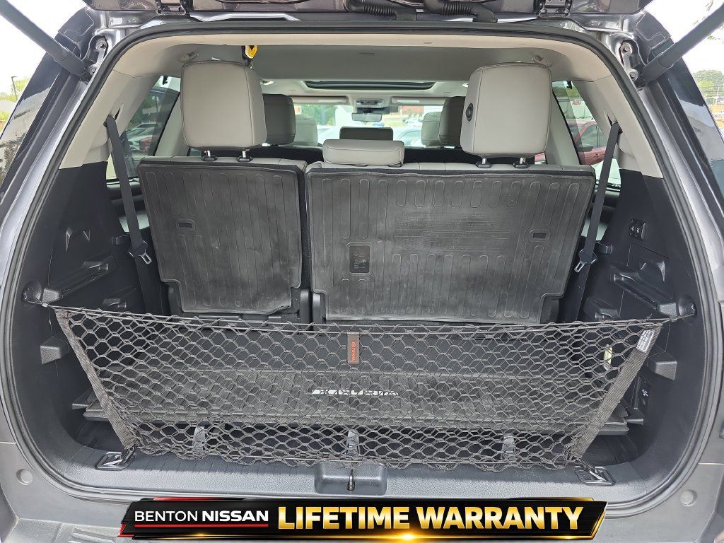 Used 2023 Toyota Sequoia Limited w/ Tow Technology Package AWD/4WD image 14
