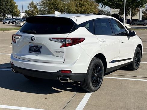 New 2026 Acura RDX SH-AWD image 4