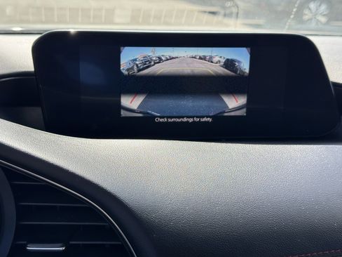 Used 2023 MAZDA MAZDA3 s image 18