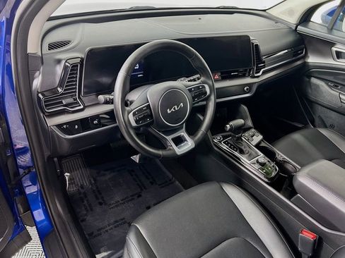 Used 2023 Kia Sportage EX image 9