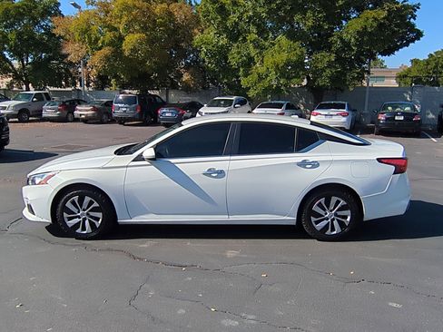 Used 2019 Nissan Altima 2.5 S image 9