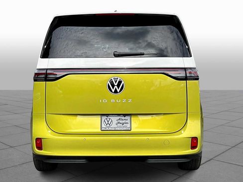 New 2025 Volkswagen ID. Buzz 1st Edition image 4