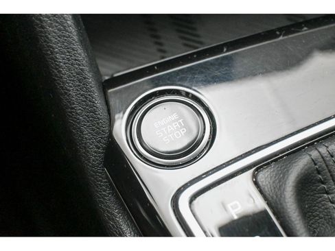 Used 2023 Kia Sportage EX image 16