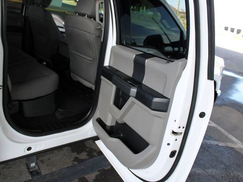Used 2018 Ford F250 XLT AWD/4WD image 15