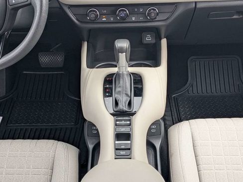 Used 2024 Honda HR-V LX image 18