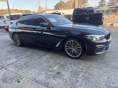 Used 2019 BMW 530e w/ Convenience Package image 4