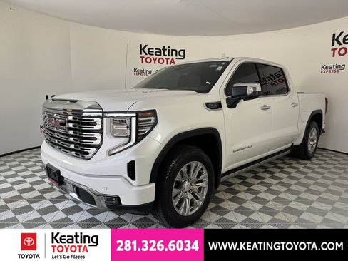 Used 2023 GMC Sierra 1500 Denali w/ Technology Package RWD image 9