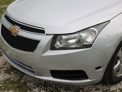 Used 2013 Chevrolet Cruze LT FWD image 24
