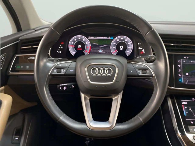 Used 2023 Audi Q7 2.0T Premium w/ Convenience Package AWD/4WD image 13