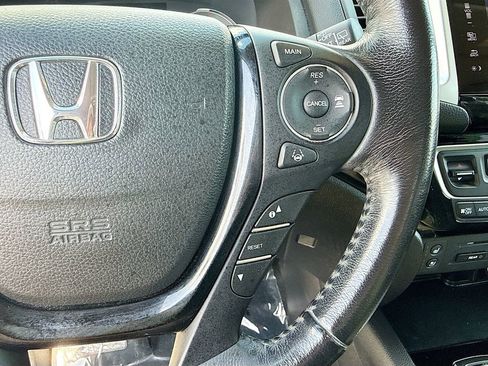 Used 2017 Honda Pilot Elite image 34