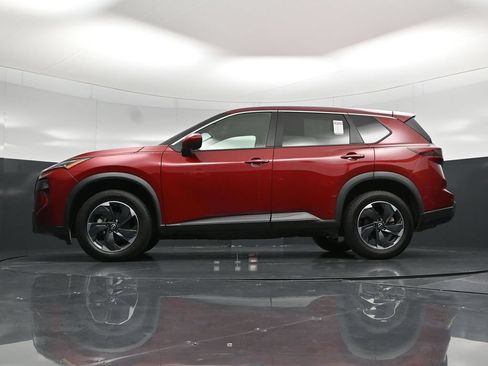 Used 2025 Nissan Rogue SV AWD/4WD image 56