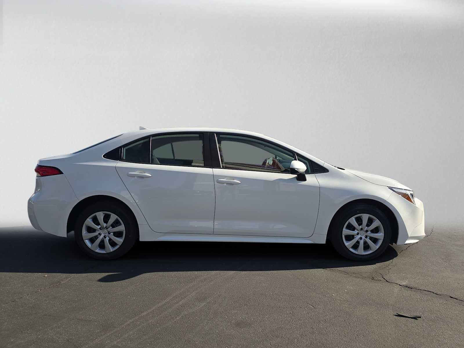 Certified 2023 Toyota Corolla LE FWD image 2