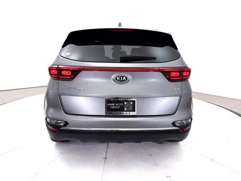 Used 2020 Kia Sportage EX FWD image 16
