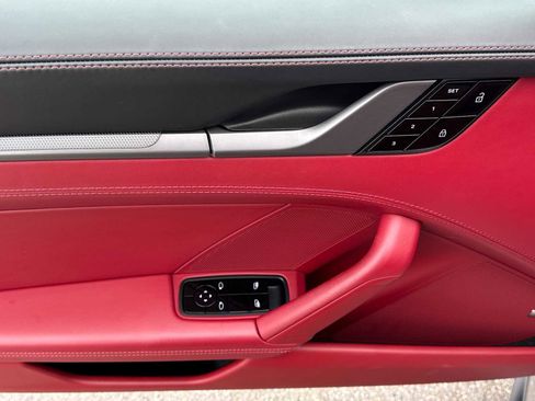 Certified 2021 Porsche 911 Carrera S image 11