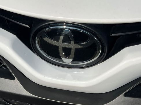 Used 2023 Toyota Camry SE FWD image 13