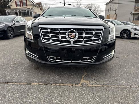 Used 2015 Cadillac XTS Luxury w/ Driver Awareness Package image 4