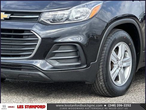 Used 2020 Chevrolet Trax LS FWD image 9