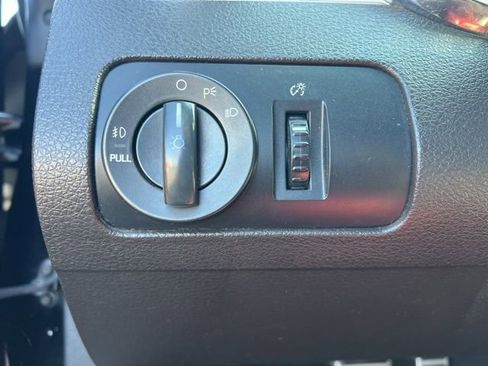 Used 2008 Ford Mustang GT image 10