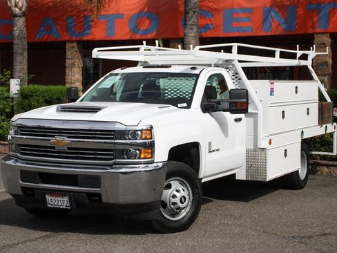 Used 2017 Chevrolet Silverado 3500 W/T w/ WT Convenience Package image 4