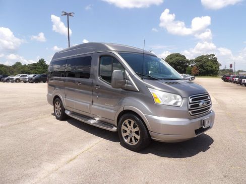 Used 2015 Ford Transit 150 130 Low Roof w/ Exterior Upgrade Package RWD image 2