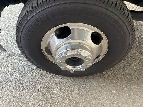 Used 2025 Ford F350 XL w/ XL Driver Assist Package image 6