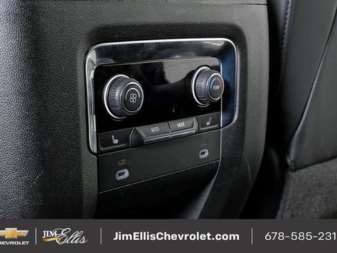 Used 2022 Chevrolet Tahoe Z71 w/ Luxury Package image 22