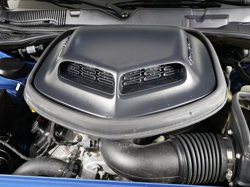 Used 2022 Dodge Challenger R/T w/ Shaker Package image 13