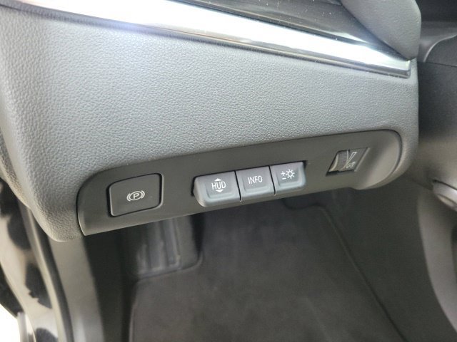 Used 2023 Buick Enclave Premium w/ Experience Buick Package FWD image 23