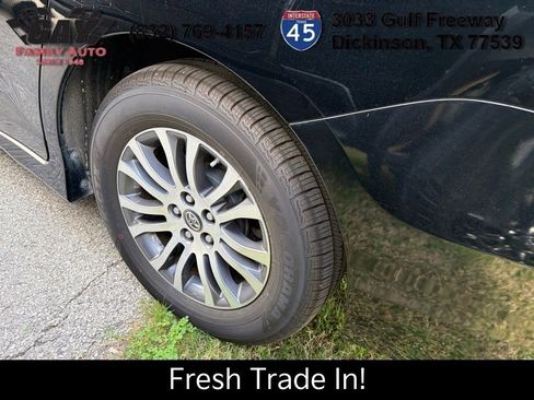 Used 2018 Toyota Sienna XLE Premium image 5