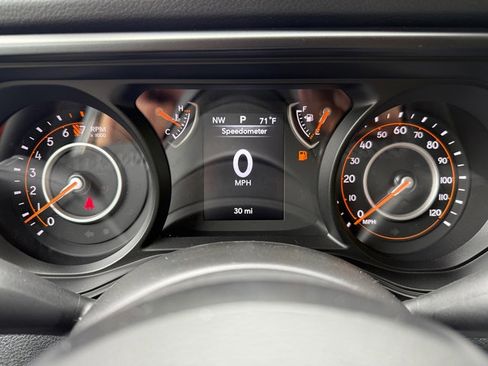 New 2025 Jeep Gladiator Sport image 22