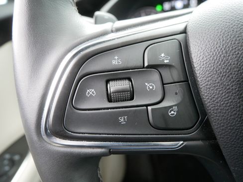 Used 2022 Buick Envision Avenir w/ Technology Package II image 29