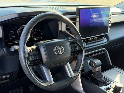 Used 2024 Toyota Sequoia Limited AWD/4WD image 10