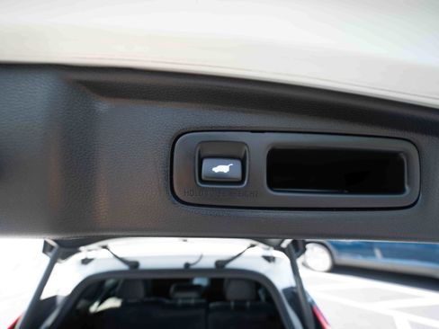 Used 2023 Honda CR-V Sport Touring image 29
