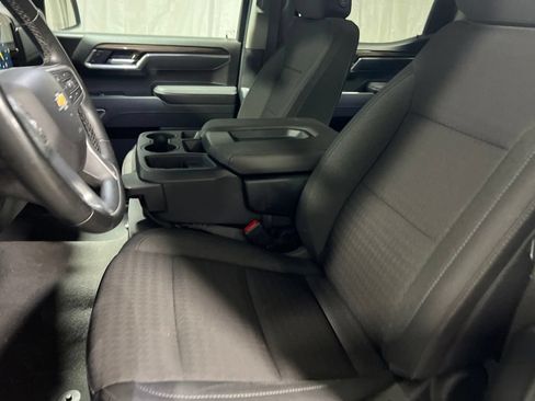 Used 2026 Chevrolet Silverado 1500 LT AWD/4WD image 16