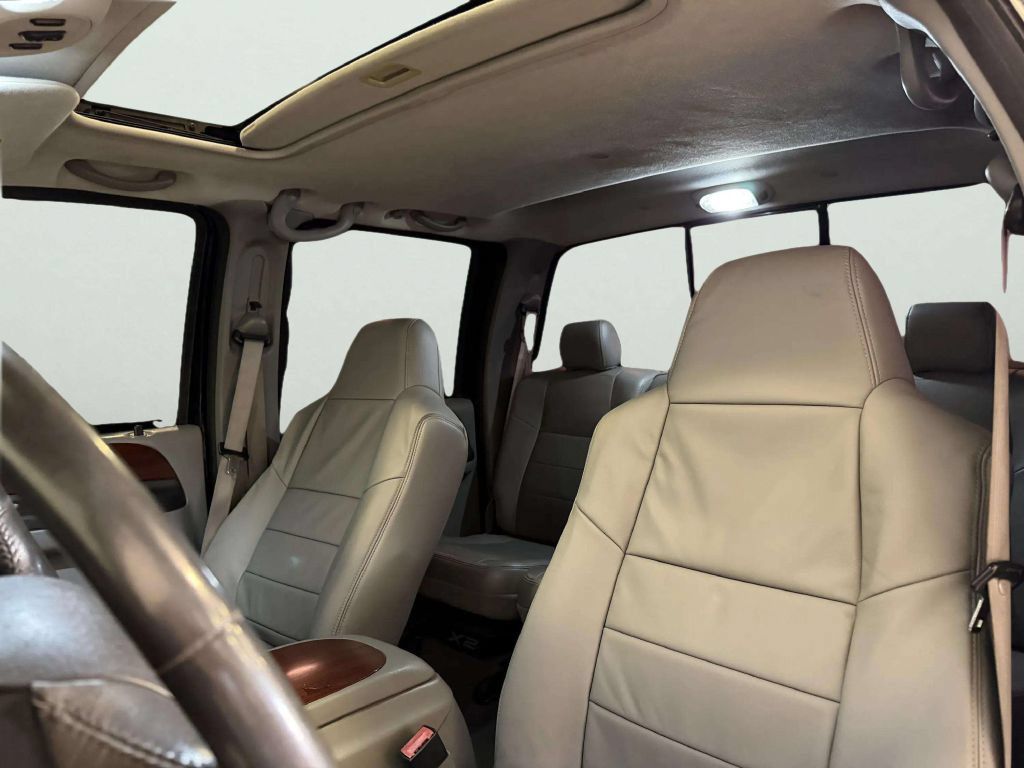 Used 2007 Ford F250 Lariat AWD/4WD image 15