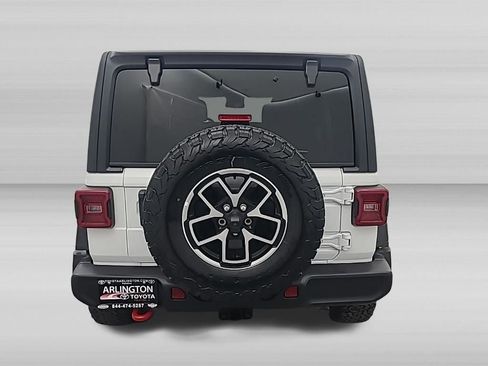 Used 2025 Jeep Wrangler Unlimited Rubicon AWD/4WD image 5
