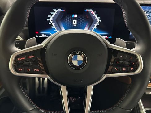 Used 2025 BMW M440i Coupe w/ Premium Package image 23