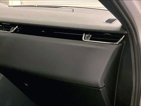 Certified 2024 Land Rover Range Rover Evoque S image 25