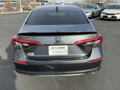 Used 2023 Honda Civic Sport image 4