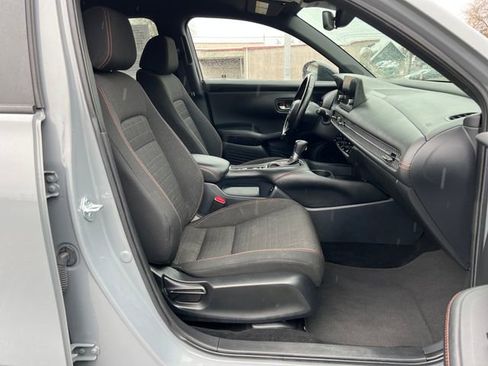 Used 2025 Honda HR-V Sport image 10