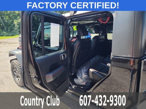 Used 2023 Jeep Gladiator Rubicon w/ LED Lighting Group AWD/4WD image 22