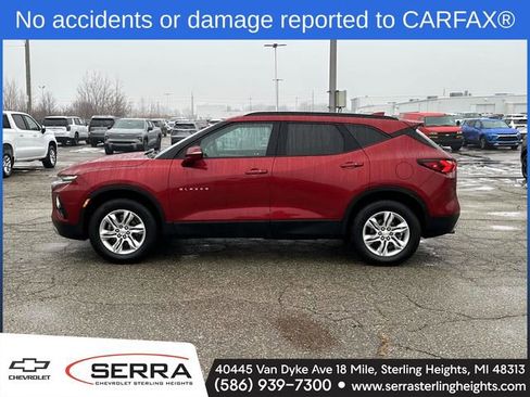 Used 2022 Chevrolet Blazer LT image 2