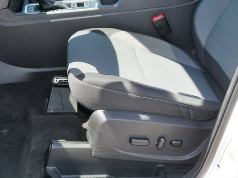 Used 2018 Ford Escape SE w/ SE Sync 3 Package FWD image 14