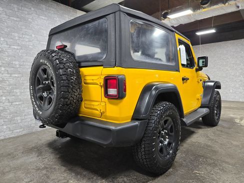 Used 2019 Jeep Wrangler Sport AWD/4WD image 34