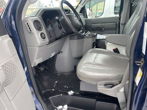 Used 2014 Ford E-350 and Econoline 350 Super Duty w/ Power Group image 29