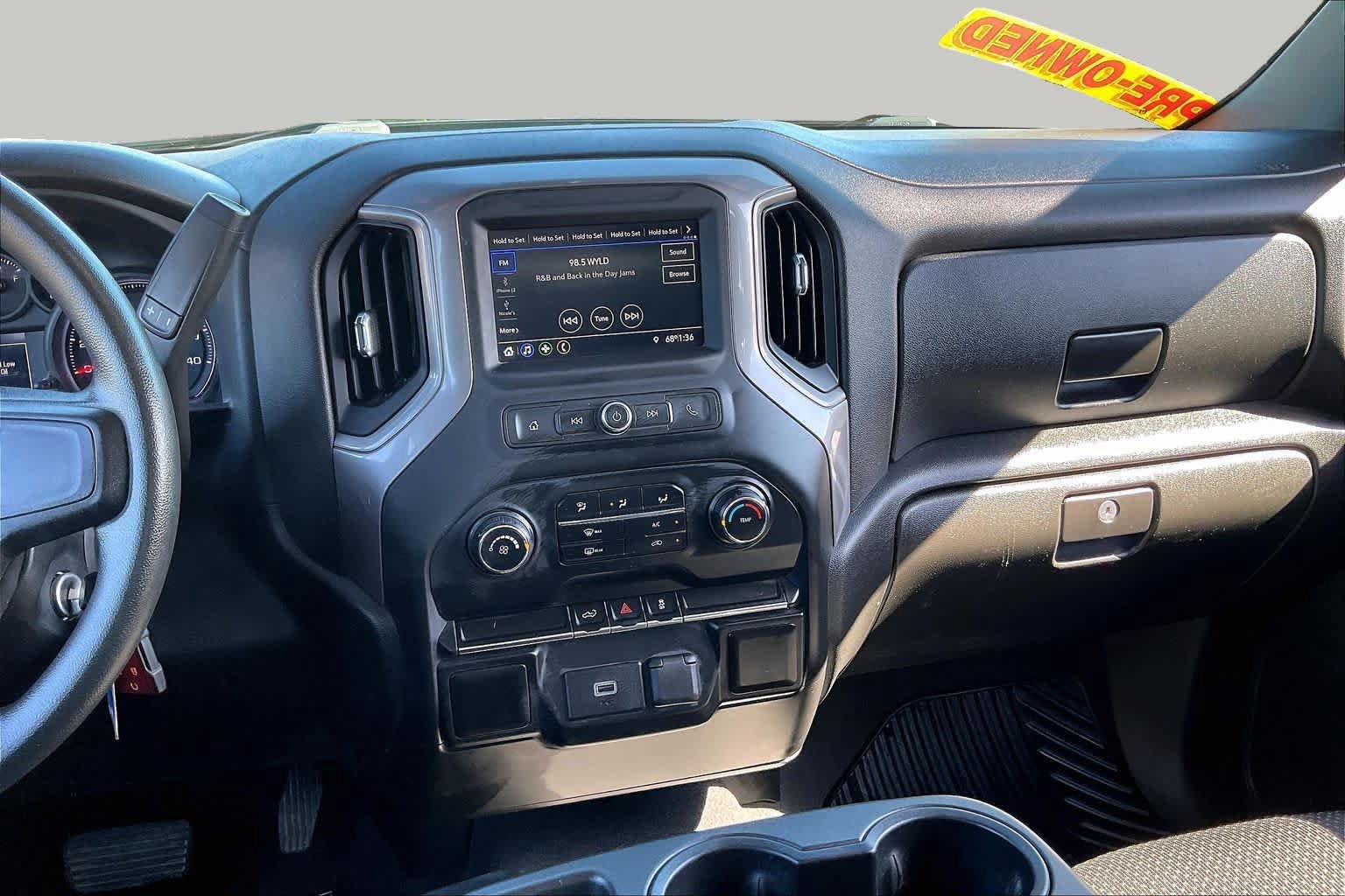 Used 2020 Chevrolet Silverado 1500 Custom w/ Custom Value Package AWD/4WD image 7