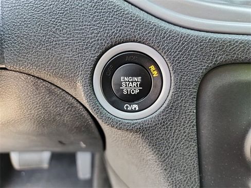 Used 2023 Dodge Charger Scat Pack w/ Technology Group image 28