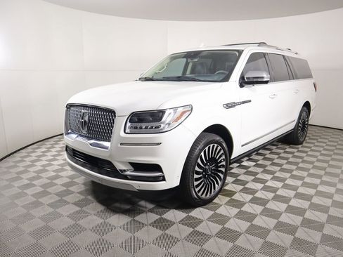 Used 2021 Lincoln Navigator L Black Label w/ Cargo Convenience Package image 1