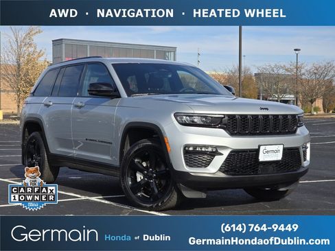 Used 2025 Jeep Grand Cherokee Limited w/ Black Appearance Package image 1